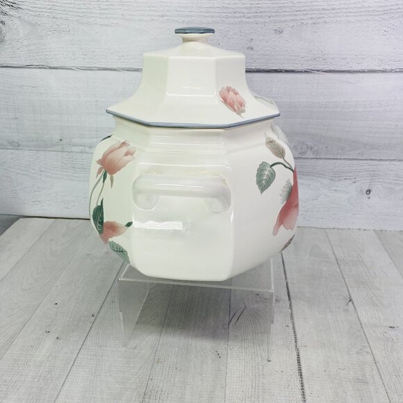 Mikasa CONTINENTAL SILK FLOWERS F3003 Octagonal  Lidded Handles 10"  Soup Tureen - Picture 4 of 12